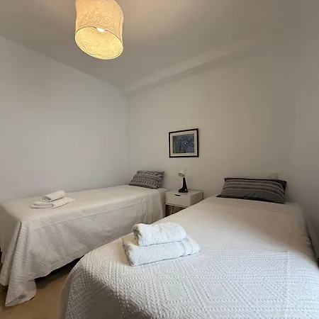 18 Torres Santa Cruz 아파트 *