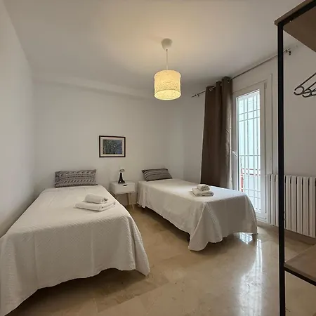 18 Torres Santa Cruz * Zaragoza